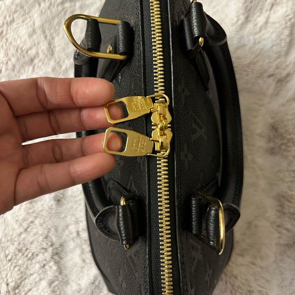 SOLD! 💯 Authentic Louis Vuitton Neo Alma PM in Empriente Leather - Picture 10 of 14